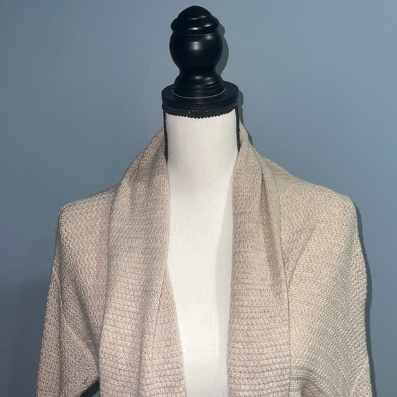 Gap- Cream cardigan - Picture 2 of 6